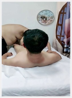 女子养生会所，好白菜让猪拱了还他妈玩